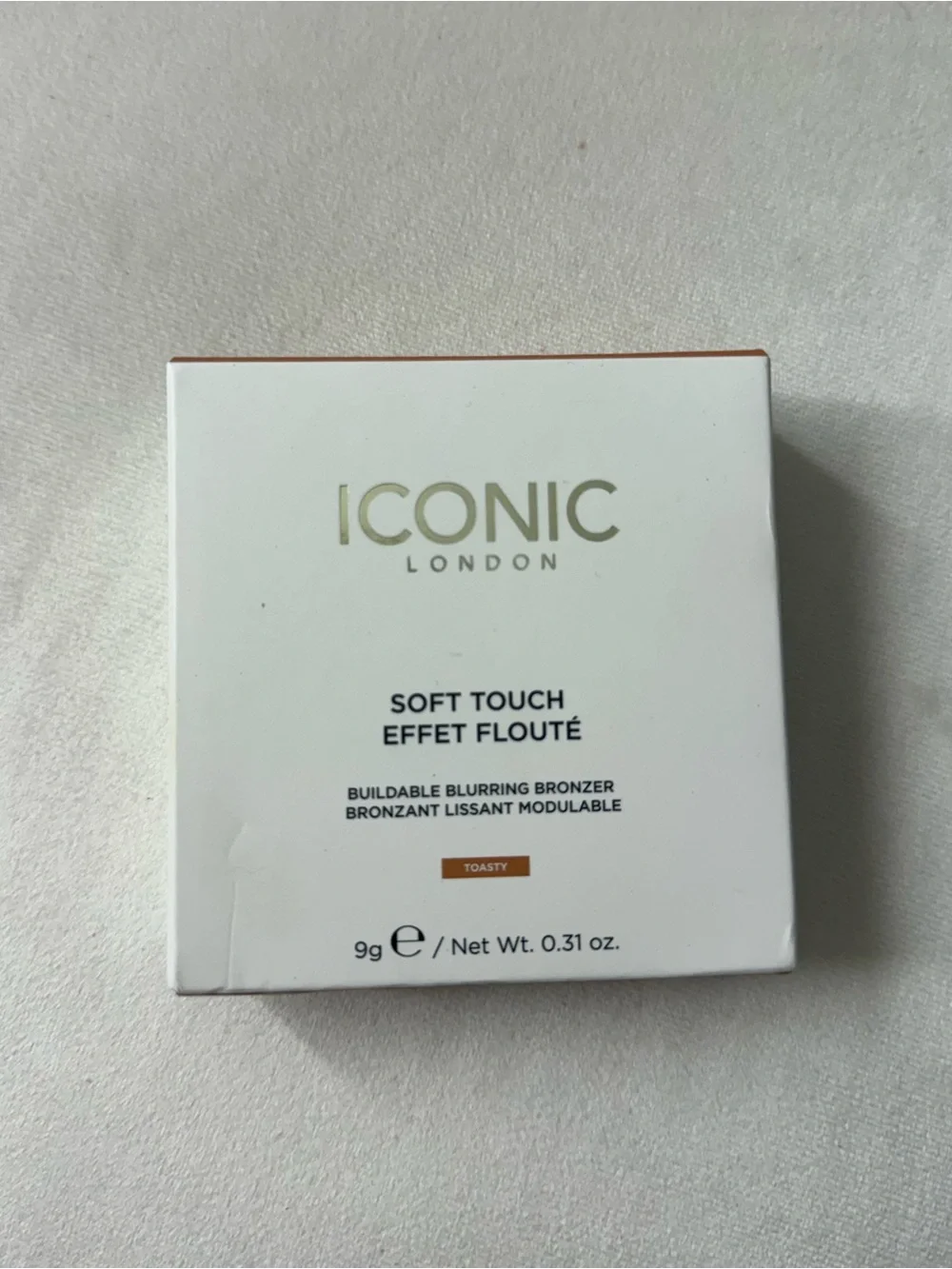 ICONIC London Soft Touch Buildable Blurring Bronzer - Toasty